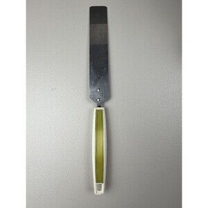 Vintage Ekco Chromium Plated Icing Spatula Avocado Green Handle